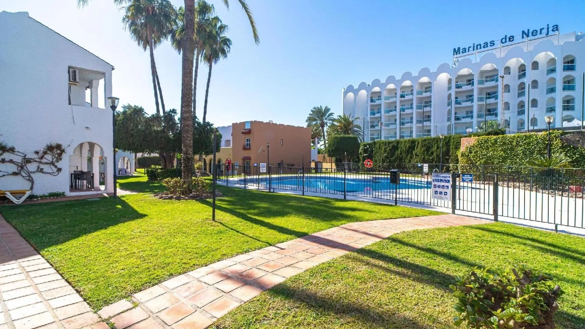 Apartment Ferienwohnung Fuer 2 Personen Ca 50 Qm In Nerja, Andalusien Costa Del Sol